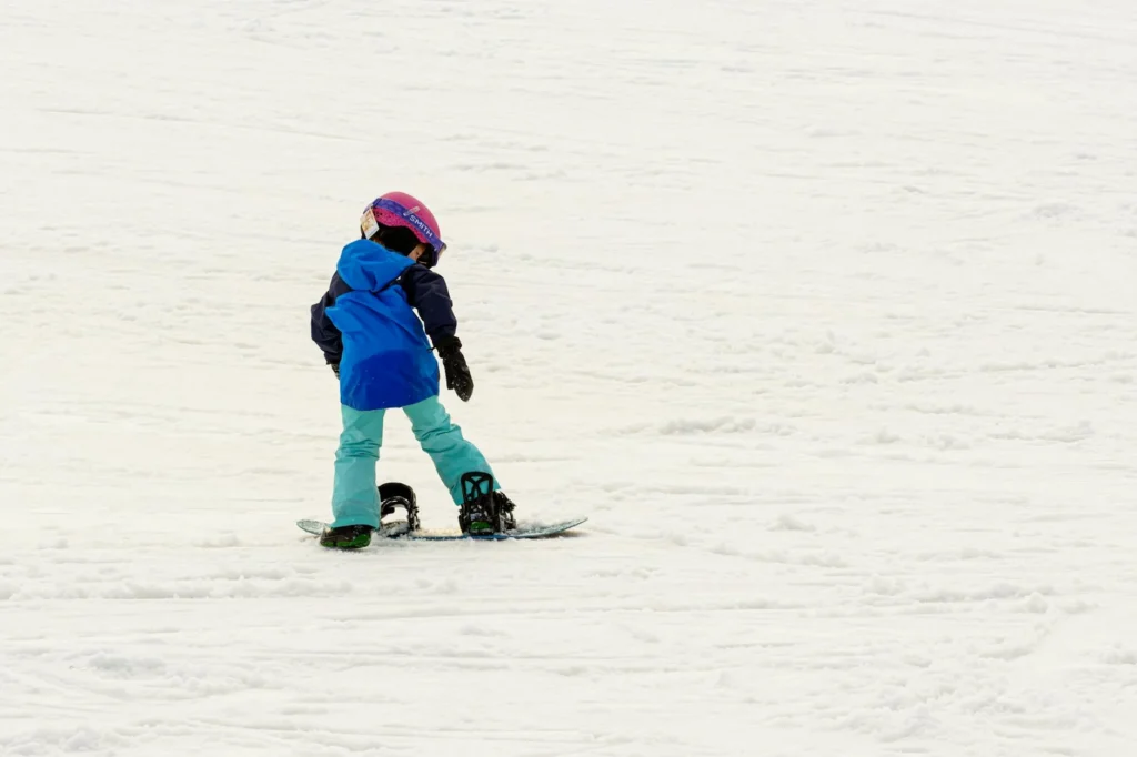 Best Snow Pants for Kids: Ultimate Buying Guide