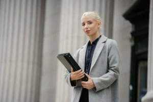 A Pillar Of Support: Nancy's Influence On Savannah's Career